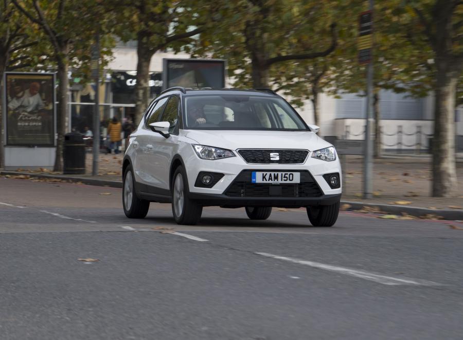  Seat Arona 2017 года  (UK) (фото 16 из 40)